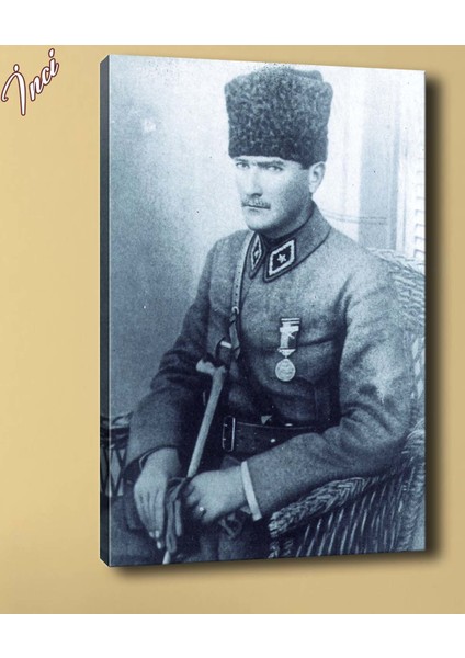 Ata-24 Atatürk Mecliste Kanvas Tablo 70 x 100 cm
