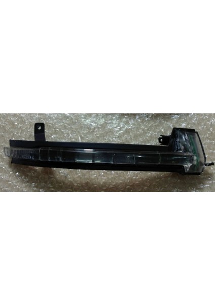 Audi A6 2012>> Ayna Sinyali Sağ