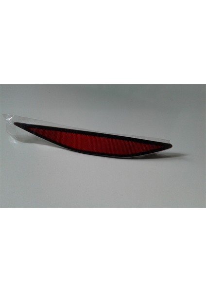 Volkswagen Golf 7 Tampon Reflektörü Sağ