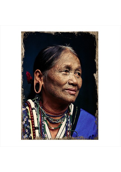 Ahşap Tablo Yerli Kadın