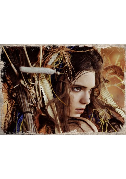 Ahşap Tablo Kendall Jenner