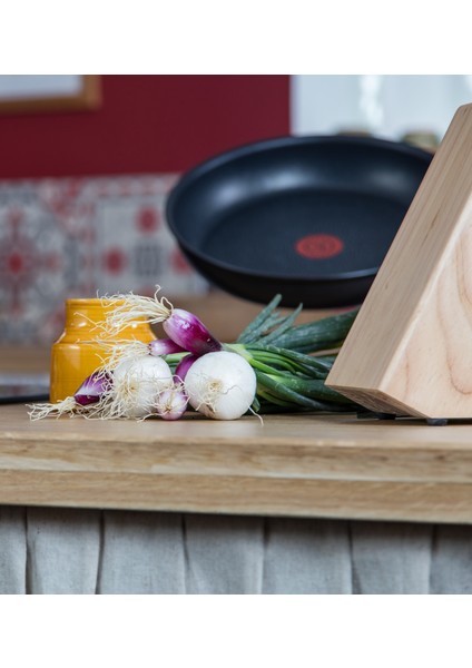 C6210872 Titanium Talent Pro 32 cm Thermo-Spot Teknolojili Yapışmaz Tava Siyah - 2100107011 fırsatları