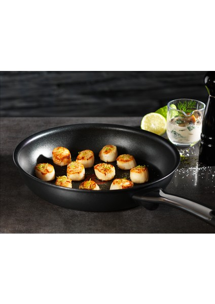 C6210872 Titanium Talent Pro 32 cm Thermo-Spot Teknolojili Yapışmaz Tava Siyah - 2100107011 indirimleri