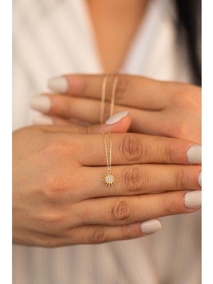 Yenn Jewelery 14K Zirkon Taşlı Güneş Kolye