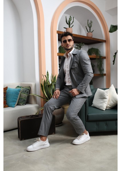 Beyaz Çizgili Gri Spor Takım Elbise modelleri