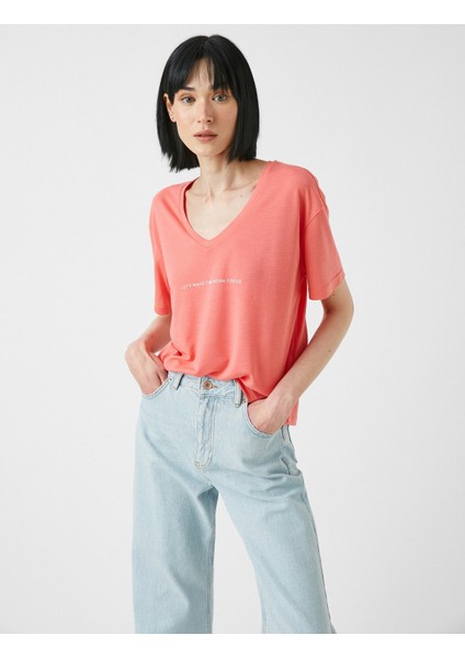 Kadın Slogan Baskılı Tişört V Yaka