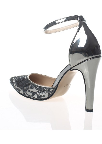 Platin Ayna Desenli Lazer Kesim Stiletto Kadın Klasik Ayakkabı 21531CNR