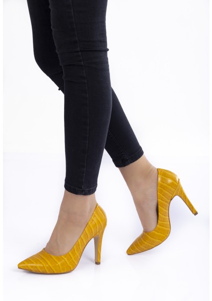 Hardal Cilt Aynalı Stiletto Topuklu Kadın Klasik Ayakkabı 1501CNR