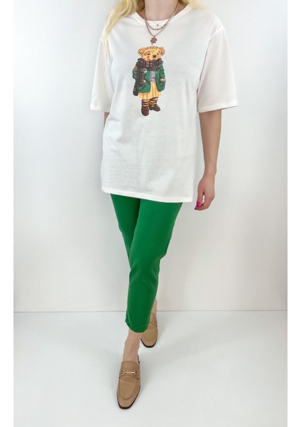 Yeşil Ayıcık Baskılı Beyaz Tişört fırsatları