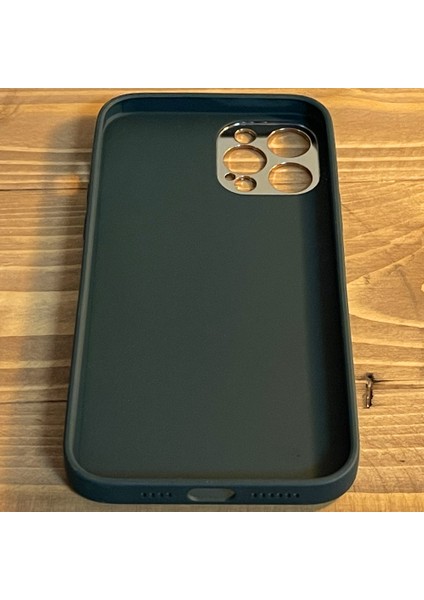 Iphone 12 Pro Max Kılıf Connection Desenli Kamera Korumalı Mat Yüzey Kılıf Haki