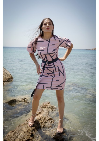 Pembe Kemerli Elbise