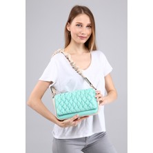 Morpelikan Su Yeşili Kapitone Nakışlı Kadın Omuz Çantası