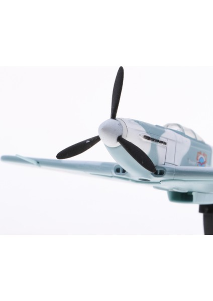 1/72 Yak-3 Modelleri Sovyet Avcı 1945 Uçak Düzlemi W / Metal Ekran Standı (Yurt Dışından)