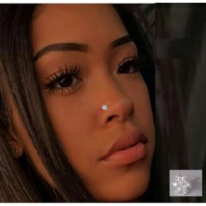 Begonia Accessories 925 Ayar Gümüş  zirkon taşlı dönence Hızma