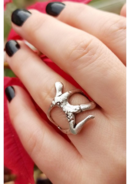 Antik Gümüş Kaplama Insan Şekilli Kadın Yüzük