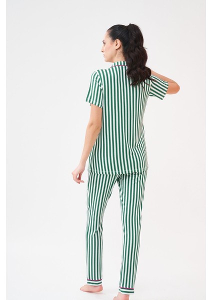 23213 Kadın Çizgili Düğmeli Pijama Takım fırsatları