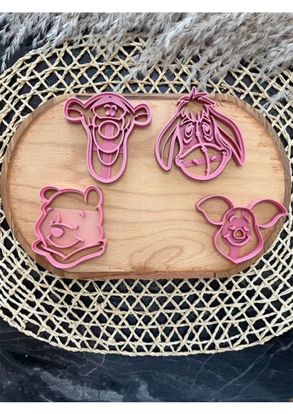 Winnie The Pooh 4'Lü Set Kurabiye Kalıbı
