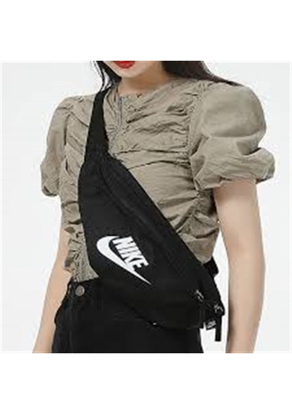 Heritage 3 Lt Bel Çantası Siyah DB0490-010 V4 fırsatları