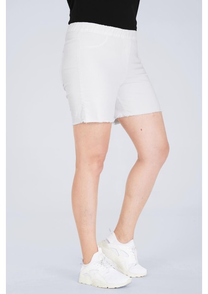 Beli Lastikli Paçası Püsküllü Şort fırsatları