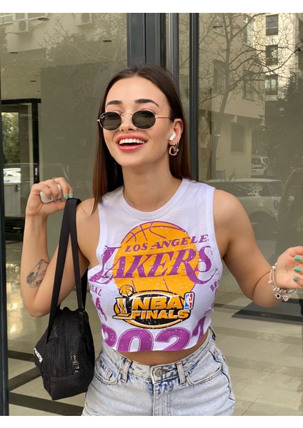 By Helin Ateş Lakers Baskılı Kolsuz T-Shirt