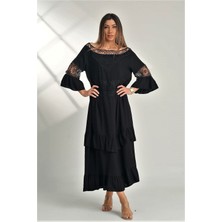 Keyifli Moda Kadın Siyah Kayık Yaka Dantel Detaylı Fırfırlı Kat Kat Uzun Elbise