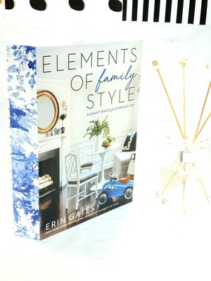 Lovely Book & Book Element Of Style Mavi Klasik Model Dekoratif Kutu