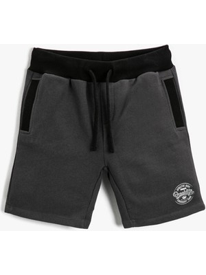 Koton Slogan Baskılı Şort Pamuklu Beli Bağcıklı