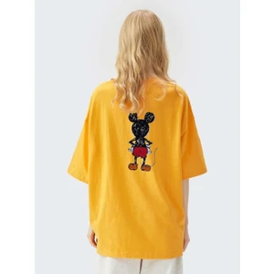 Kadın Sırt Baskılı Mickey Mouse T-Shirt