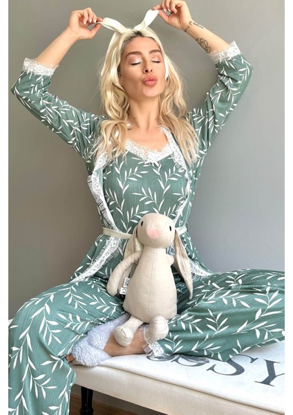 Yeşil Zeytin Dalı Desenli Sabahlıklı Pegasus Pijama Takımı