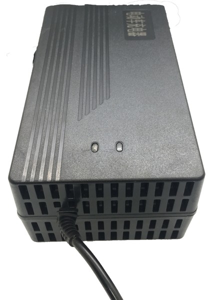 60 Volt 8A Li-Ion Elektrikli Bisiklet Motosiklet Şarj Cihazı modelleri