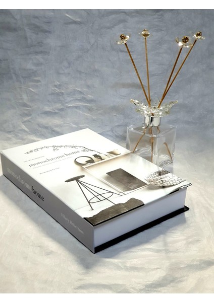 Lovely Book & Book Monochrome Home Dekoratif Kutu