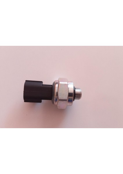 Sensör Yağ Basınç Primera/Almera/X-Trail 02-10