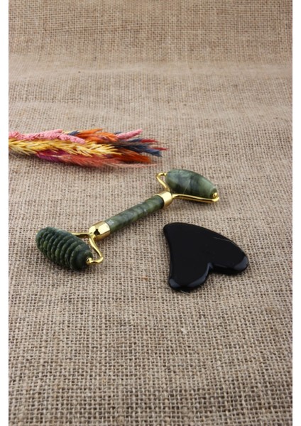 Yeşim Tırtıklı Roller (Paslanmaz Aksam ) Obsidyen Gua Sha Kalpli