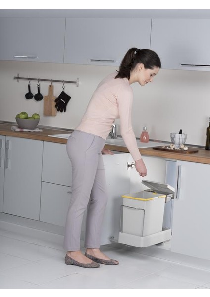 Plastik Taşıyıcılı Raylı Çöp Kovası, Gri - 20LT