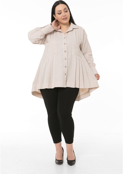 Büyük Beden Torba Cepli Önü ve Arkası Pileli Geniş Manşetli Arkası Uzun Bej Müslin Gömlek