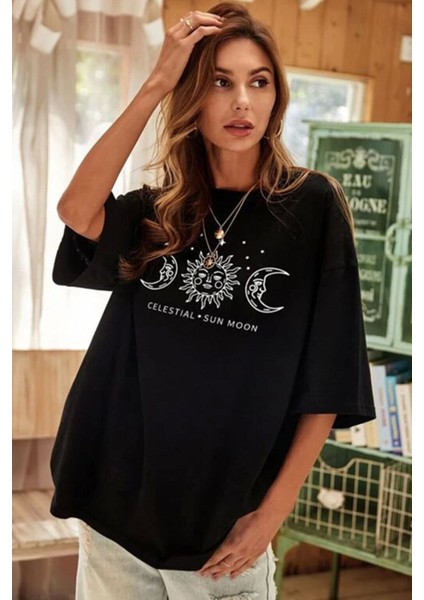 Sun Moon Evren Temalı Tasarım Tshirt