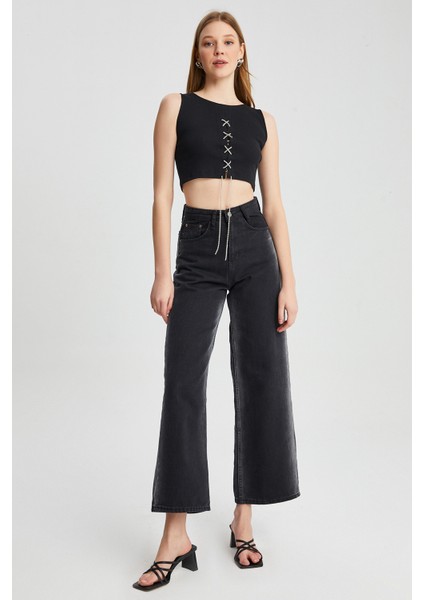 Kadın Ön Zincir Bağlama Kolsuz Crop Body