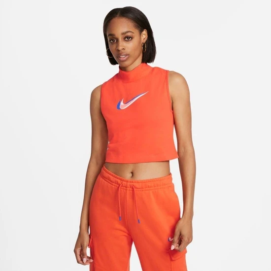 Nike DM4602-869 Sportswear Mock-Neck Kadın T-Shirt
