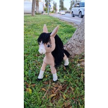Amigurumi El Örgüsü Oyuncak Kır At