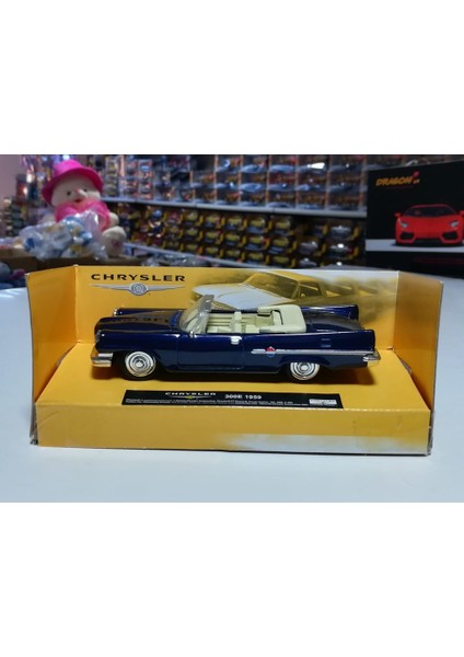 Klasik Metal Model Araba Chrysler 300E 1959 1 : 43 Ölçek indirimleri