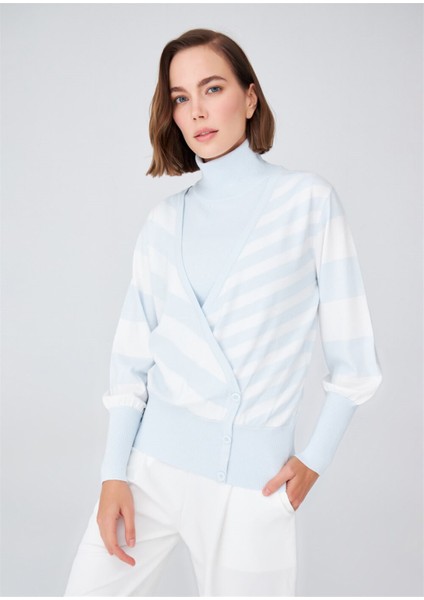 Derin Yaka Dökümlü Kolları Büzgülü Kadın Triko Kazak Mavi/ekru fiyatları