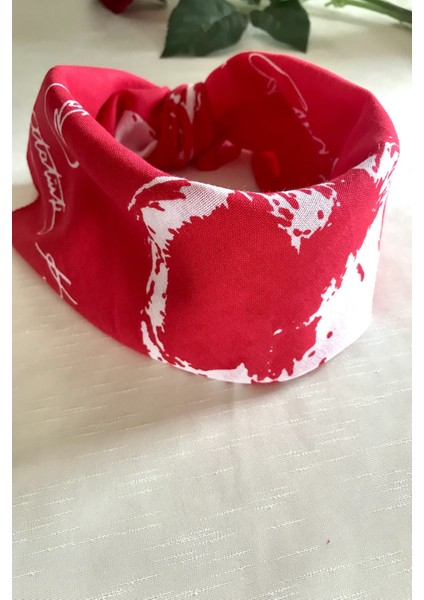 Atatürk Portreli ve Imzalı Kırmızı Renk %100 Cotton Bandana Fular fiyatları