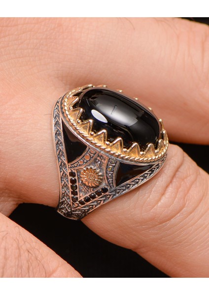 Gümüş Gümüş Erkek Yüzük Siyah Oniks Taşlı Zirkon Taş Süslemeli