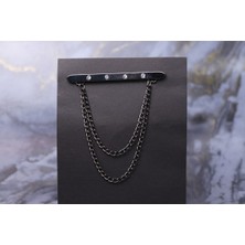 Ars Magic Box Gümüş Renkli Pırlanta Desenli Klipsli Yaka Iğnesi