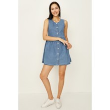 Select Moda Kadın Mavi Önden Düğmeli Eteği Volanlı Denim Elbise