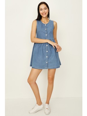 Select Moda Kadın Mavi Önden Düğmeli Eteği Volanlı Denim Elbise