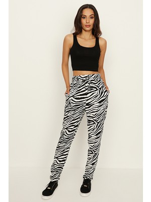 Select Moda Kadın Siyah Beyaz Zebra Desenli Rahat Kesim Pantolon