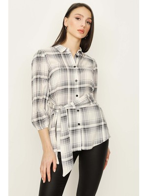 Select Moda Kadın Krem Kareli Kolları Lastikli Kuşaklı Gömlek