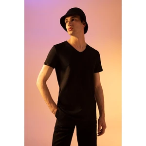 Slim Fit V Yaka Basic Kısa Kollu Tişört M4791AZ22SP