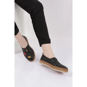 9005 Kadın Hasır Detaylı Lazerlı  Yaprak Desenlı Casual Ayakkabı